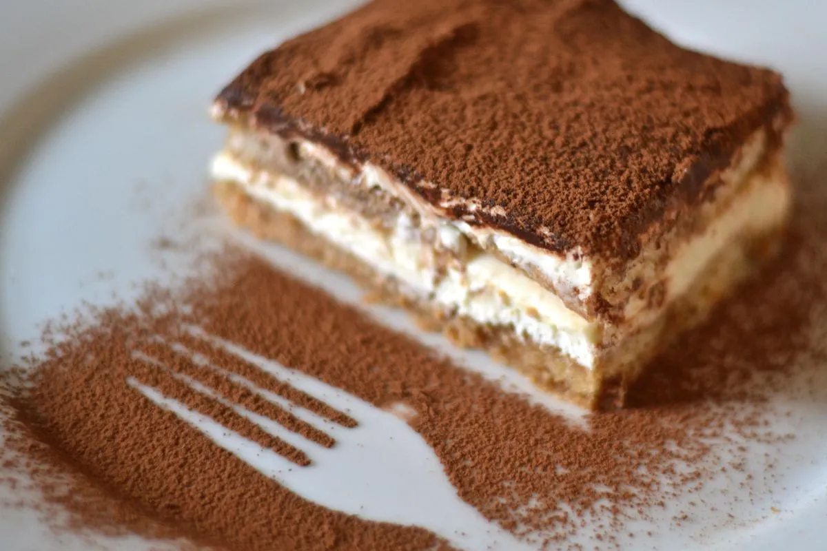 Tiramisu cremoso italiano