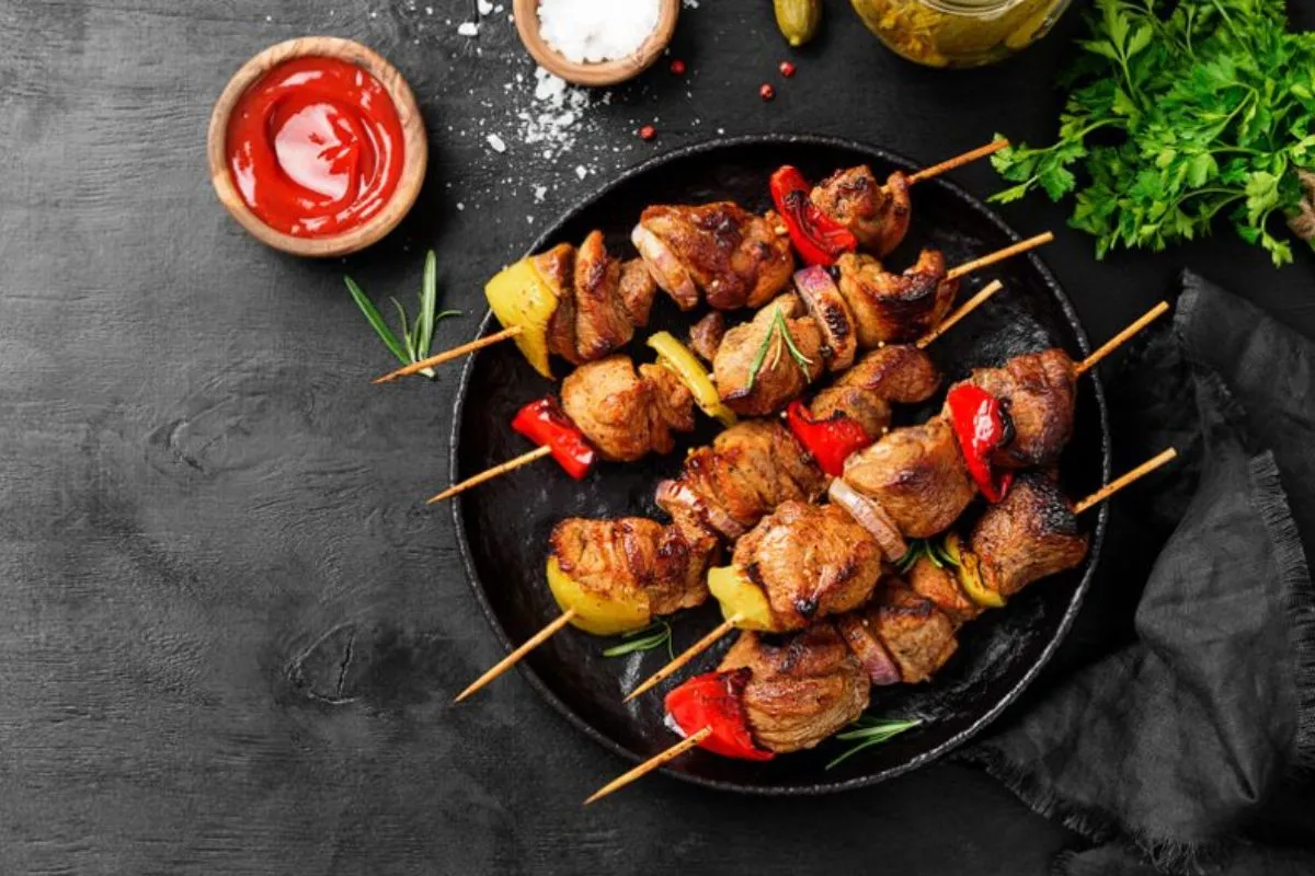 Shashlik, Saboreie o melhor, onde cada mordida é inesquecível.